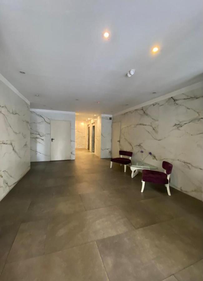 My In Ba Apartment *